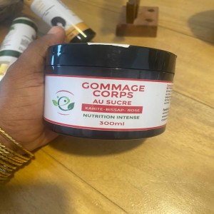 GOMMAGE CORPS AU SUCRE