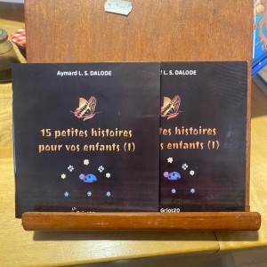 15 PETITES HISTOIRES POUR NOS ENFANTS