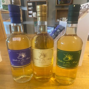 vin d'ananas sec, demi sec et moelleux