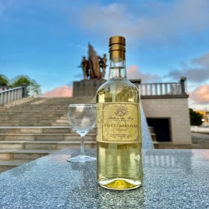 Vin d'Ananas MOELLEUX